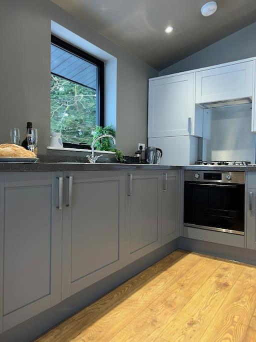 Quirky, Luxury Hideaway Villa Llanbrynmair Exterior photo